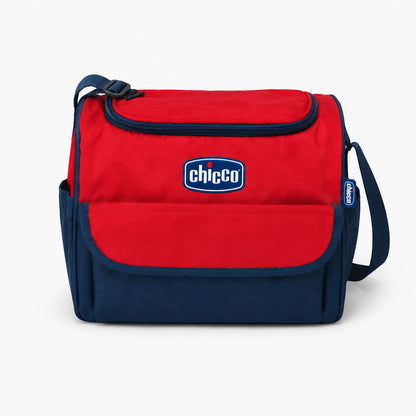 Sac à dos KIDLO pour bébé, set de sac à langer Chicco 4 pièces en rouge ou beige, avec compartiments et poches pratiques.